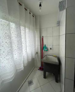 Apartamento com mobília nova 402
