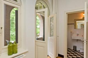 Deluxe Room with Balcony room in Villa Rozenhof