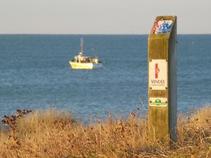 Appartements Appartement cosy a 220m de la plage avec terrasse privee, proche centre et foret - St Jean de Monts - FR-1-323-463 : photos des chambres