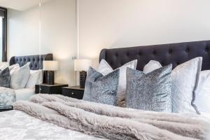 Little French Apartment With Wrap-Around Balcony