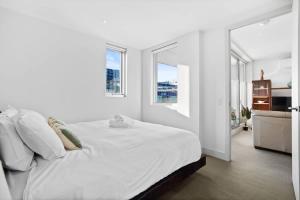 W30 - Sparkling North Melbourne Gem with parking