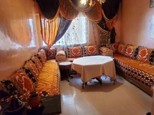 à 10 minutes du grand mall dAfrique, WiFi Netflix 1ère étage