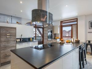 Loft spacieux avec spa, piscine, salle de sport et parking - FR-1-809-4