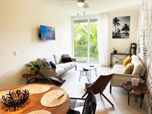 Coastal Paradise Akumal Beach and Pools