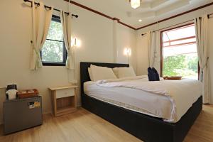 Giggling Tree Resort