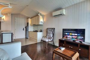 Grand Florida 1 Bedroom Condo close to Beach - G610