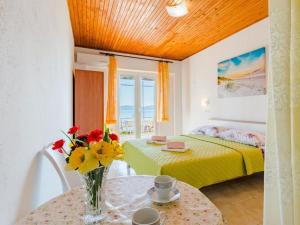 Rooms Sani - Double Room with Terrace and Sea View S3