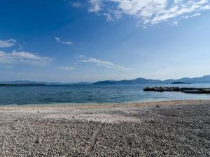 1 bedroom apartment with garden