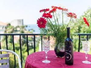 Apartments Paula - Studio Apartment with Terrace and Sea View