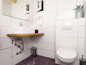 Lavender Garden Apartments - Comfort Studio Apartment Ground Floor - APT 2