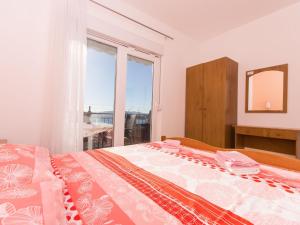 Apartments Masteli - One Bedroom Apartment with Balcony and Sea View br 1