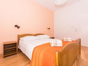 Apartments Masteli - Three Bedroom Apartment with Terrace and Sea View