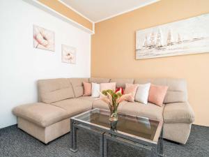 Apartments Bla evi - Comfort Two Bedroom Apt with Hot Tub and Sea View