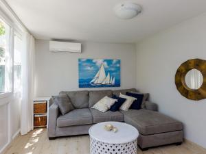 Apartment Kate - Two Bedroom Apartment with Sea View