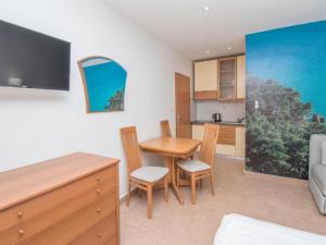 Apartments Antonio - Studio with Balcony 2 1 - 5