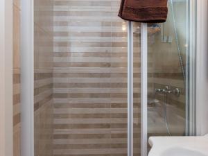 Apartment Ani - Two Bedroom Apartment with Terrace and Garden View