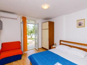 Apartments Glavor - Standard Studio Apartment with Terrace and Sea View SA2