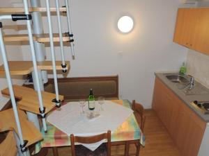 Apartments Travarevic - Two-Bedroom Duplex 6 Adults