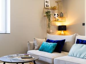 Apartments BoNlux - Deluxe two bedroom Apartment With Terrace