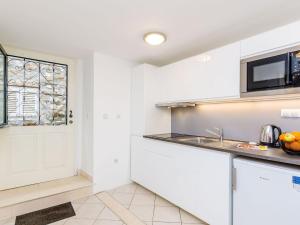 Apartment Domix - Two Bedroom Apartment