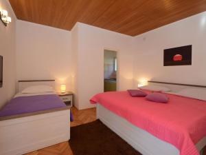 LaidBack Apartments - Two Bedroom Apartment with Terrace and Sea View Paradise