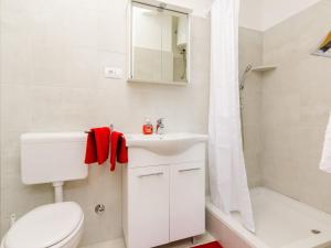 Guest House Villa Nina- One Bedroom Apartment with Sea View Apt1