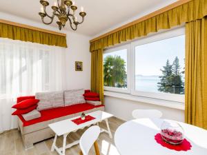 Guest House Villa Nina- One Bedroom Apartment with Sea View Apt1