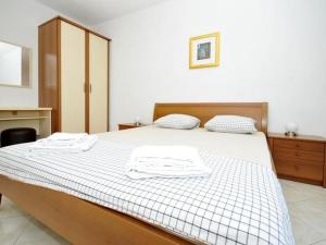 Apartments Villa Moonlight - One Bedroom Apartment with Sea View Balcony Junior