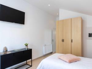 Apartments Subrenum - Comfort Two Bedroom Apartment with Terrace and Sea View A2