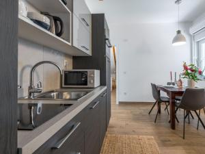 Apartments Terra - One Bedroom Apartment with Balcony and Garden View MALI