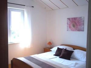 Apartment Sunshine - Two Bedroom Apartment with Sea View