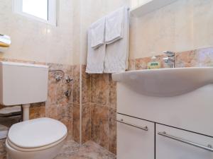 Apartments & Rooms Bari i - Studio Apartment with Balcony and Garden View Second Floor -APT 13