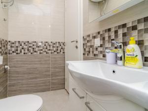 ABC Lapad Apartments - Superior One Bedroom Apartment with City View Apartment C