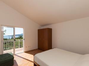 Villa Dubravka - Superior Studio Apartment with Balcony and Sea View Apartman 3