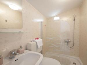 Apartments Villa Angela - Studio Apartment with Terrace and Sea View Angela