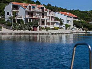 Apartments Malo Lago - One-Bedroom Apartment with Balcony and Sea View - 2nd floor Apartment 5