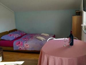 Apartments Vala - One Bedroom Apartment with Balcony and Sea View A4