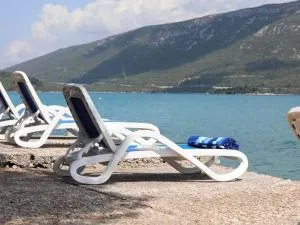 Apartments More & Ja - One Bedroom Apartment with Terrace and Sea View 1 istok - Ošlje