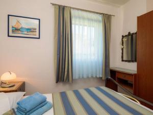 Apartment Oaza - Three Bedroom Apartment with Terrace and Sea View