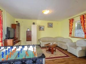 House Green Side Sunset- Four Bedroom House with Pool and Sea View