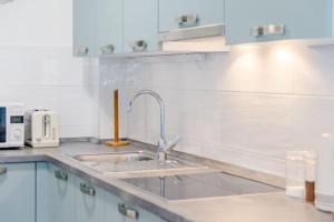 Apartment Karlo - Two Bedroom Apartment with Balcony Matani