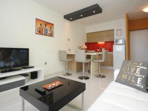 Apartment Antea - One Bedroom Apartment