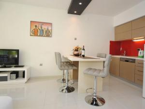 Apartment Antea - One Bedroom Apartment