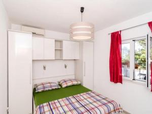 Apartments Ammos - One Bedroom Apartment with Shared Terrace and Sea View Veliki