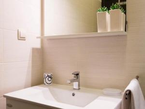 Villa Mia - Standard One Bedroom Apartment With Balcony