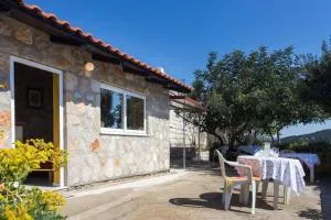 Guest House Simunovic - Studio Apartment with Terrace - Šipanska Luka