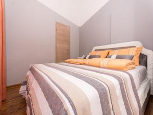 Villa Stil - Two Bedroom Apartment with Balcony and Sea View 203 President