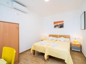 Guest House Villa Nina- Two Bedroom Apartment with Terrace and Sea View Apt67