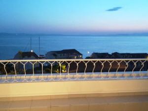 Villa Elit- Three Bedroom Apartment with Sea View Terrace Penthouse