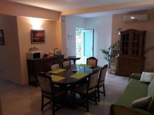 Apartments Kozino - One Bedroom Apartment 